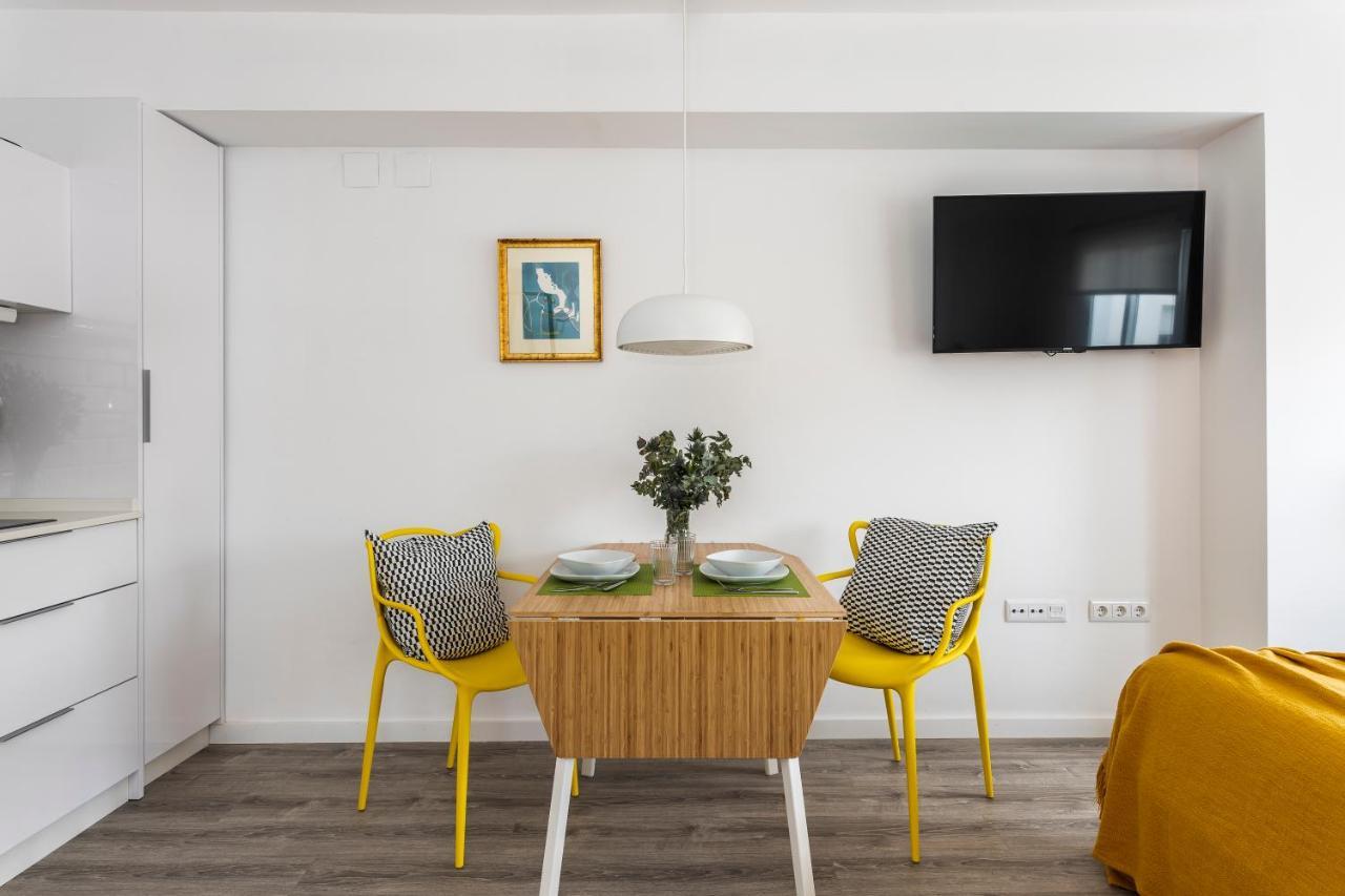 Pop Art, Apartamentos De Diseno En Arenal เซบีญา ภายนอก รูปภาพ